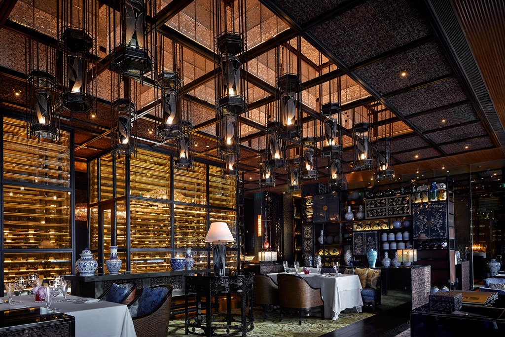 A sanctum of Cantonese fine-dining and the highest of its kind in Macau, Lai Heen – winner of Forbes Five-Star Award 2026 – showcases the pinnacle of exquisite dining.